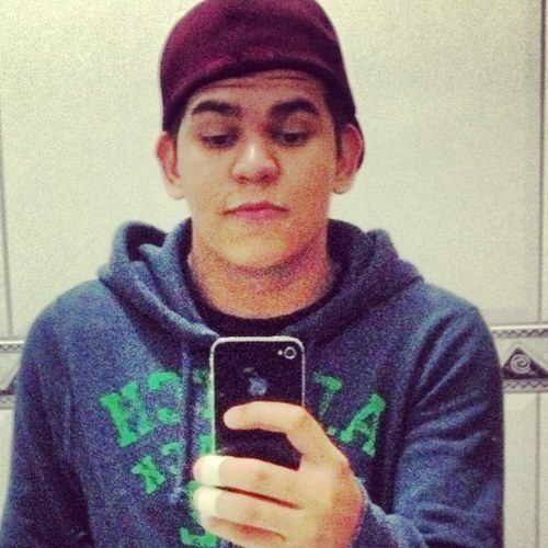Sigam @GaPringles. Pois estou tendo problemas com essa conta.