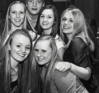 manondamhuiss's profile picture. 