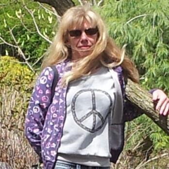 TinaAdams5's profile picture. 