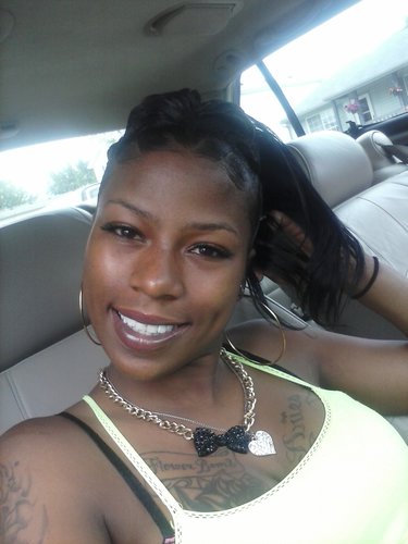 iT'sAgiRlSw0rLd , SurViv0r , AriEs , iLoveBoyyS , uNf0rgEtaBLE , ... iMn0TGnESt0P , TuRNUp , BitxxhSWEVVRE . SwEEt ,