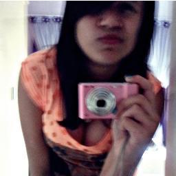 não sou a menina mais perfeita mais romantica neii a pricesa  de alguns mais e a vidaa ### rock sempre ninguem muda isso de mim ###sentido da vidaa nao falta