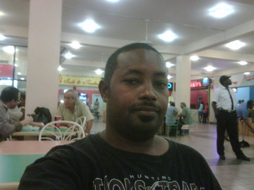 I am a Network Marketer, Straddle Carrier Operator, Father and a really cool dude.