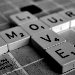 FracesDeAmor05's profile picture. Apareciste en mi vida por sorpresa, tu mirada profunda y tu voz callada me gustaron, pero más me gustan ahora tus labios a los que yo puedo besar. :$