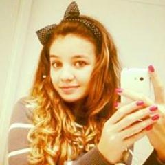 Sou como você me vê.
Posso ser leve como uma brisa ou forte como uma ventania.
Depende de quando e como você me vê passar.
( Clarice Lispector )