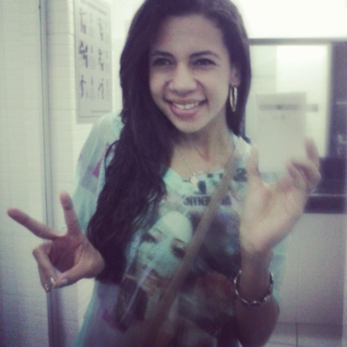 A true love does not have a happy ending, because true love never ends ♥ - JM I love you *-* oonnw ' instagram: @thainamartins02