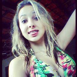 O amor não é como o dia, que começa, mas logo acaba, não é como a hora, e não é sentido por um só momento...