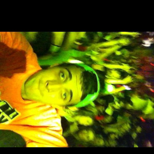 U like to party? Cause I like to party. Aint no kinda party like my cliques party cause my gliques party dont stop.
#LostBoi
