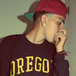 seba__creative's profile picture. Necesitas diseños? contactame: sebacreativebooking@gmail.com | Diseñador #Official @RealMusic + visita mi galeria: http://t.co/eBe2K1HIau