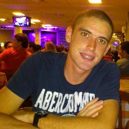 Graduando em Engenharia de Minas.