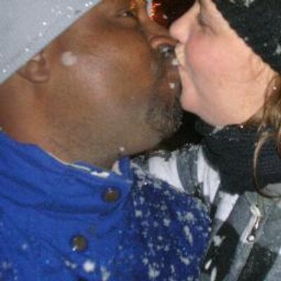 Profile Picture of Heather McCue Young (@Rob7Hep) on Twitter
