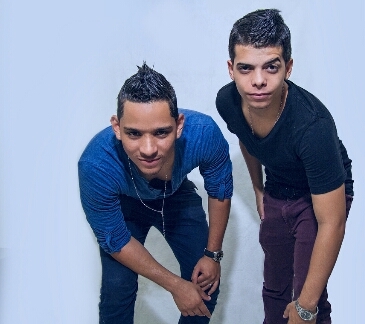 Joven Cantante & Compositor Dedicado ☀Que Va a El Sobre Todo☀