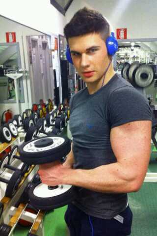 Shane_TeamFBack's profile picture. Información: #TeamFollowBack #AutoFollowBack #100%Followback #FollowBackSeguro.