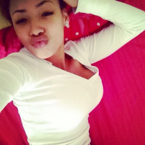 Follow Me On IG @Ninaa_westside

No Drama On Maa Pages...!!

Shakiraaa