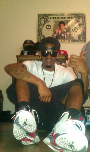 One Love and keep it Taylor'd #TGOD #hippie #jaysarelife
