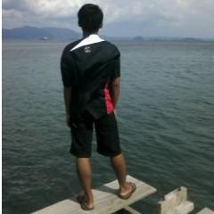 roni_kurnia1's profile picture. 