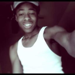 S/o Too Diss Cutee Ass Thugg @dreamchaserrr__ . He Has , What That Sexy Ass Smilee & He's Cool A'f & He Can Dress! 
#SingleLife Ladies FWM