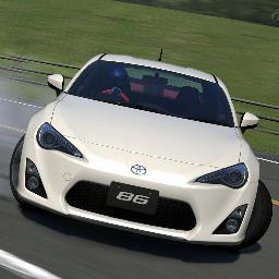頭文字D７で複数のコースでタイムアタックで全国1位を獲得しているしゅり氏の発言をまとめたBOTです。　現在はフォロバ１００％で運営しています。　しゅり氏の名言などがありましたらリプやDMで提供してくださると幸いです。　あ、はぁい！BOTと中の人は一緒ですよ