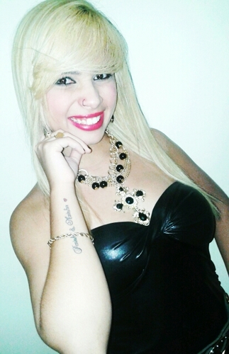 ' Tem sabor de mel ah minha vitória♪