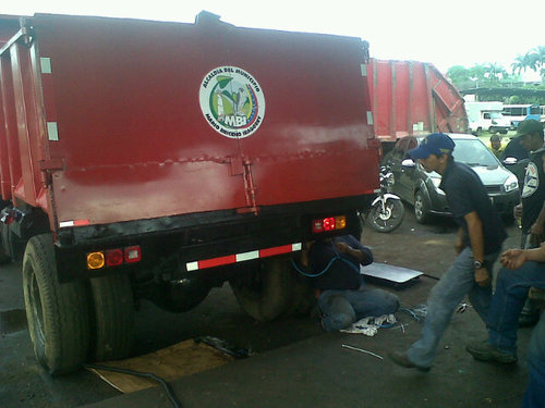 aseo_mbi's profile picture. Twitter oficial del Aseo Urbano  de Mario Briceño Iragorry 
Patriotas con COJONES, Leal x siempre a Maduro al Gigante Eterno Hugo Chavez y a la Revolución