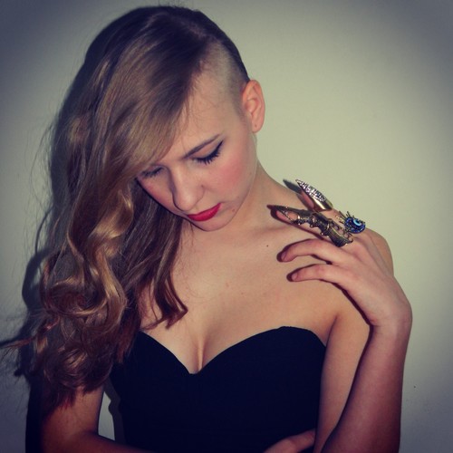 JovanaVel's profile picture. ~ Live your life with no regrets!