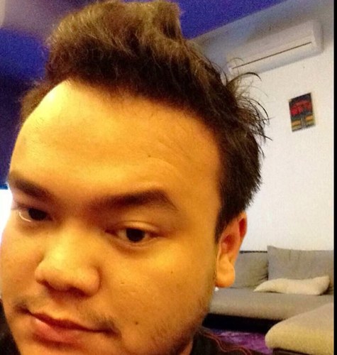 Salambrie's profile picture. Mr.Vocalist // Gamers // Lovers // Dreamer // Ex Bankers // Entrepreneur...love something Brand New and Move Forward ✌