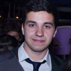Enginyer Biomèdic graduat a la UB. De Berga i del C.E.Berga, i molt aficionat als esports en general. #MUFC