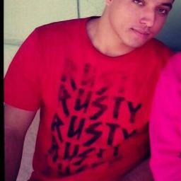eu amo a @laygalera 24hrs por dia *-*