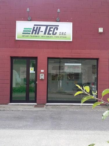 HiTecSnc's profile picture. IPIANTI TELEFONICI 
RETEI CABLATE
FIBRE OTTICHE