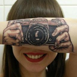 Pequeñita pero MATONA.
Dicen de mí que siempre consigo lo que me propongo.
Y yo digo que no gusto, que enamoro ;)
