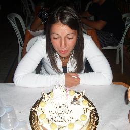 Nata per amore, vive per amare...