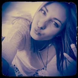 #1DFamilly xx || Get out of my head and fall into my arms instead . xx