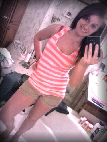 taken by -wTh (: i love you bebe. -when i set my mind to succeed,the outcome is always success. (: