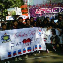 @SETIA_Tweet ♥, @Charly_setia ♥,@Pepenk_real ♥, @Jeanephialsa46 ♥, & @Reginna_cantik ♥
mereka adalah kebanggaan ku dan untuk itulah kami bersatu.
#SS1H