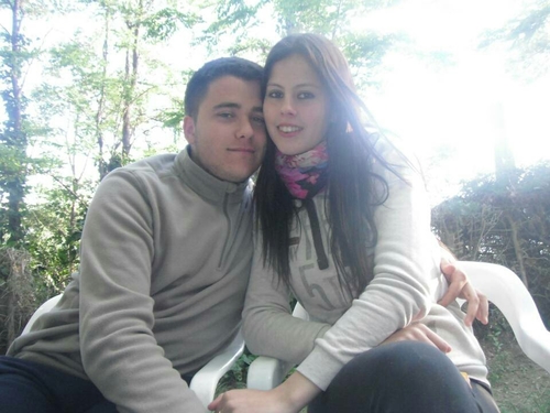 18. Soy una persona happy, disfruto cada momento. Completamente enamorada de Kiko Cobos.