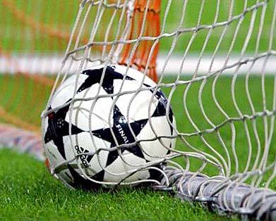 Autodidacta, amante de la tecnología, de los deportes -especialmente del fútbol- y sobre todo de la vida.