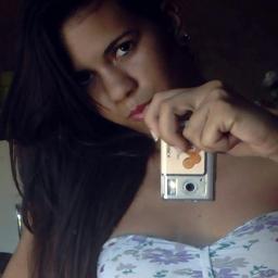 Nós viemos ao mundo para completar o caminho de alguém, não importa quem. (Demi Lovato)                .