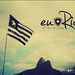 EmlCst's profile picture. Somos o que fazemos, mas somos principalmente o que fazemos para mudar o que somos. (Eduardo Galeano)