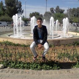 amine85911482's profile picture. 