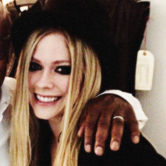 irwian's profile picture. the best version of myself 🌸