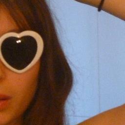 Galswind's profile picture. Compte non-pro.
Bibliothécaire. Je voyage (un peu) et je raconte ça sur mon blog.