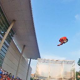 Extreme trampoline shows featuring Guinness World Record holders and Olympic Medalists. Seen at: NBA, NFL, NCAA, FESTIVALS. Like us at http://t.co/9YuELmIqTW