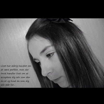 Profile Picture of MyLifeIsPerfect (@AnnaMariaDurr) on Twitter