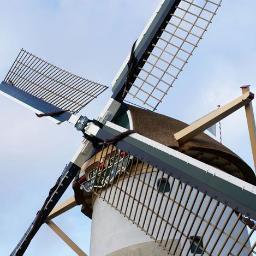 (Her)beleef de restauratie van de Babbersmolen. De oudste stenen poldermolen van Nederland! Bouwjaar: 1710.