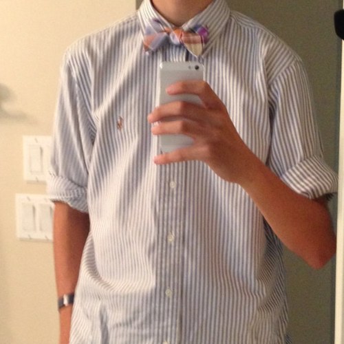 Just a normal guy walking the world with his Sperry's and seeing the world through his Ray Bans. #LiveByClass