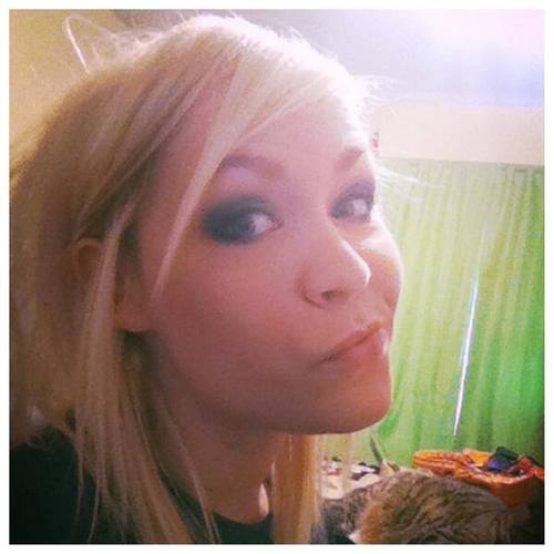 i dont like anything...
im weird..
:p