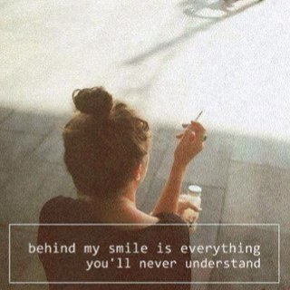 14, Smile in her lips cuts in her hips. SH/Depression/Bullied/Anxiety *trigger warning* Recovery