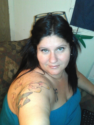 im the proud wife of jeremy rutherford we finely got together after 17 years of wanting and waiting for the right moment ohhhhh and we r in love