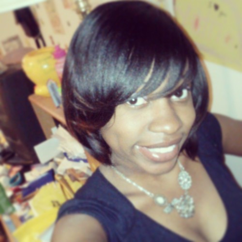 *-im ALWAYS *Singing, dancing, Smiling, laughing, && cracking.! So theres N0 need to ask me any questionz!! Mention me that u follown me & ill follow back!