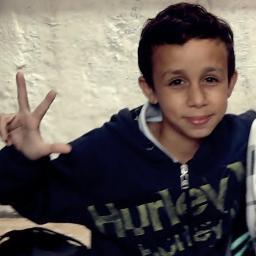 Sou Gabriel Diniz, Tenho 13 Anos, Sou ciumento demais, Eu amo o Corinthians demais. Namorando. é isso! rs