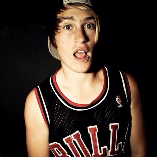 Name is chris im 19 give us a follow!